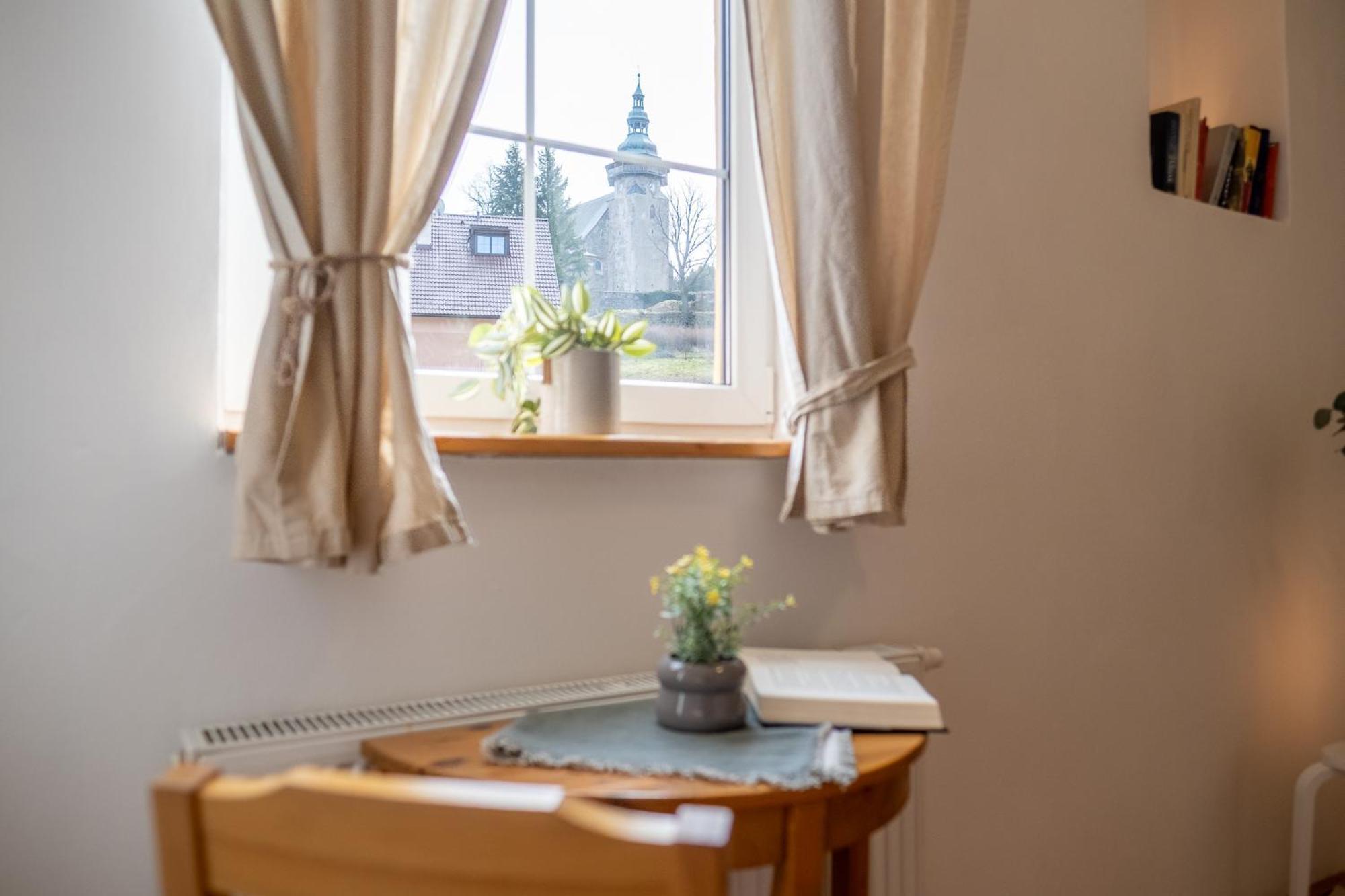 U Stare Cesty Hotel Horni Slavkov ภายนอก รูปภาพ